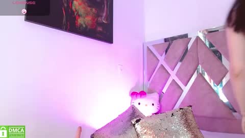 LauryMoons online show from 09/25/25, 08:23