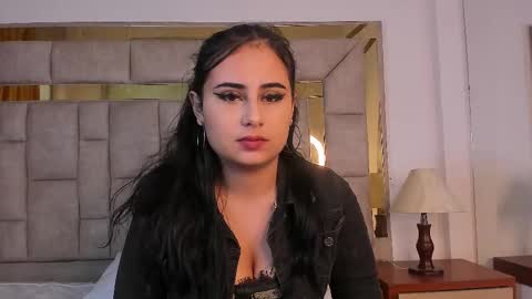 Snapshot of laurynjeffers chatting on 03/09/25, 01:26 LaurynJeffers online show from 03/09/25, 01:26