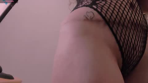 Snapshot of lauu_g chatting on 01/03/25, 03:49 Lauu G online show from 01/03/25, 03:49