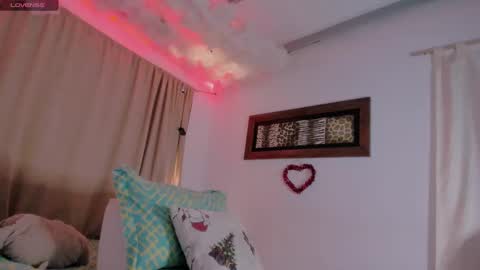 Snapshot of lauu_g chatting on 01/28/25, 03:15 Lauu G online show from 01/28/25, 03:15