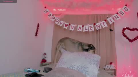 Snapshot of lauu_g chatting on 02/04/25, 08:24 Lauu G online show from 02/04/25, 08:24