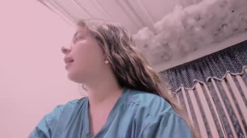 Snapshot of lauu_g chatting on 09/24/25, 10:07 Lauu G online show from 09/24/25, 10:07