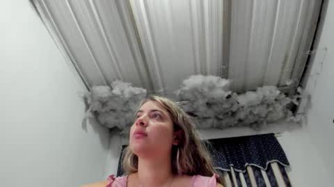 Snapshot of lauu_g chatting on 02/26/26, 10:03 Lauu G online show from 02/26/26, 10:03