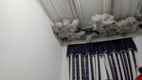 Lauu G online show from 04/22/26, 12:18