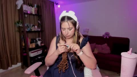          online show from 01/21/25, 07:37