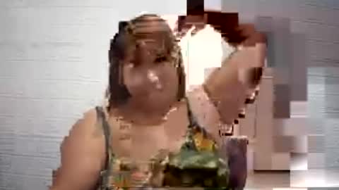 Snapshot of lavalyn214 chatting on 06/20/26, 02:31 lavalyn214 online show from 06/20/26, 02:31