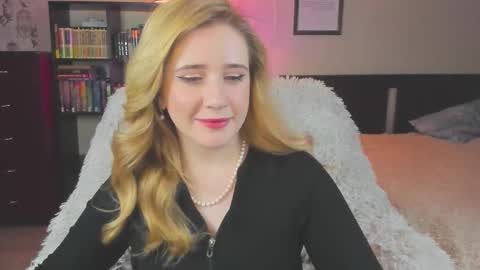 Lav online show from 09/09/25, 07:24