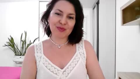 Diana  online show from 10/20/25, 05:57