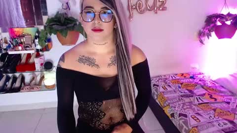 Cristina online show from 11/14/25, 11:13