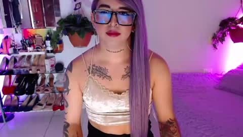 Snapshot of laveneno_ortiz07 chatting on 05/30/26, 11:46 Cristina online show from 05/30/26, 11:46