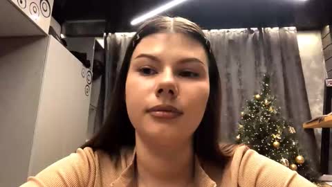 Leela online show from 02/11/26, 04:23