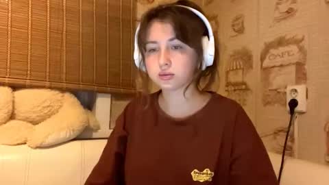 Emily online show from 11/30/25, 03:27