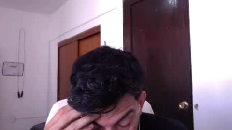 JOHN HOLMES JR online show from 02/12/26, 05:30