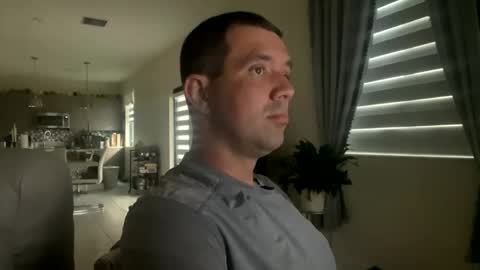 Snapshot of law_cambio chatting on 12/12/24, 09:37 law_cambio online show from 12/12/24, 09:37