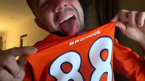 Snapshot of law_cambio chatting on 01/12/25, 10:56 law_cambio online show from 01/12/25, 10:56