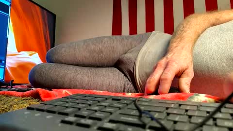 Snapshot of lawerenceingram46 chatting on 10/28/25, 03:21 lawerenceingram46 online show from 10/28/25, 03:21