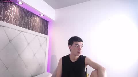 Mike online show from 09/28/25, 02:22