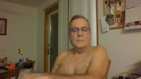 Snapshot of lawnboy62 chatting on 12/05/24, 02:42 lawnboy62 online show from 12/05/24, 02:42