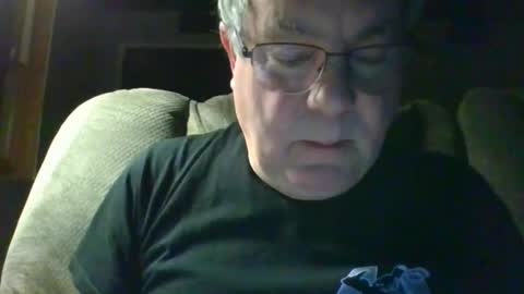 lawnboy62 online show from 12/21/25, 08:54