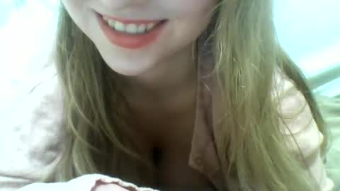 layannalea online show from 02/14/25, 04:37