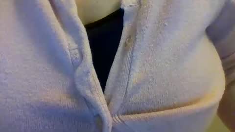 layannalea online show from 10/31/25, 08:15