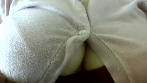 layannalea online show from 04/26/26, 08:06