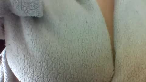 layannalea online show from 04/27/26, 05:22