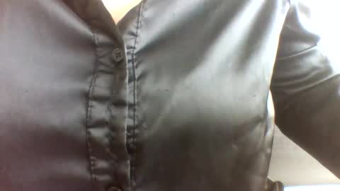 Snapshot of layannalea chatting on 06/06/26, 12:05 layannalea online show from 06/06/26, 12:05