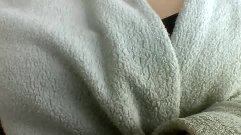 Snapshot of layannalea chatting on 06/29/26, 07:14 layannalea online show from 06/29/26, 07:14