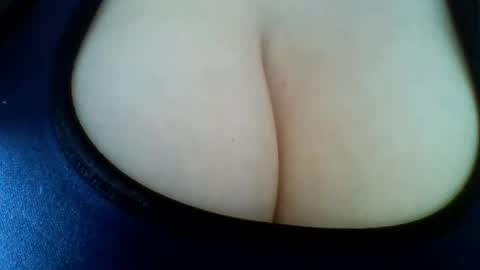 Snapshot of layannalea chatting on 07/28/26, 09:14 layannalea online show from 07/28/26, 09:14