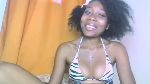 layannek online show from 10/04/25, 10:02