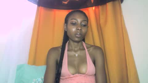 layannek online show from 11/08/25, 06:46