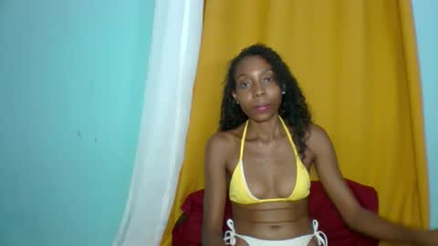 layannek online show from 02/22/26, 06:39