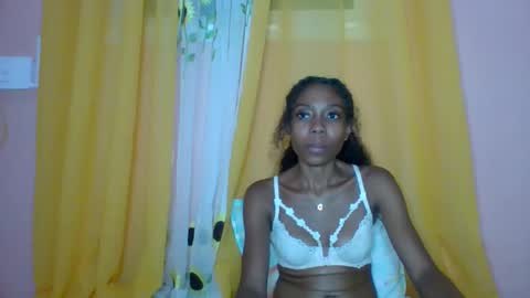 layannek online show from 04/21/26, 05:50