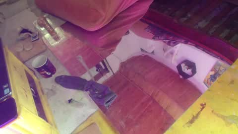 Laye19 online show from 01/28/25, 12:54