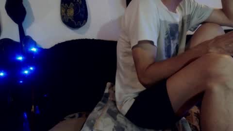 Laye19 online show from 10/05/25, 03:16