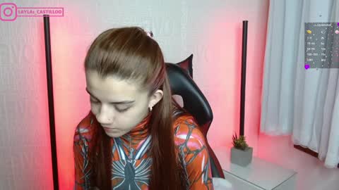 Layla online show from 12/20/24, 02:16