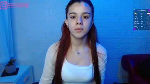 Layla online show from 02/09/25, 01:03