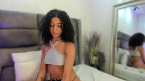 layla_clarke online show from 03/05/25, 06:33