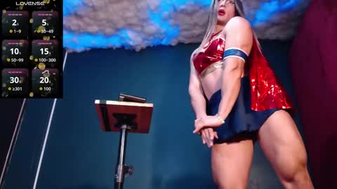 Snapshot of layla_dominac chatting on 10/10/25, 11:42 Layla   help me with your thumbs up its important  online show from 10/10/25, 11:42