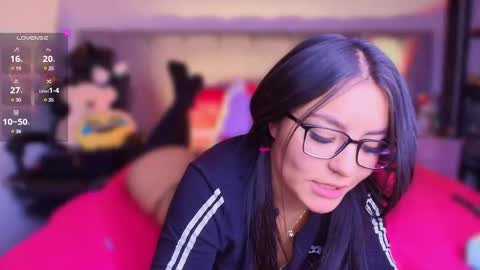 Layla online show from 02/20/25, 03:52