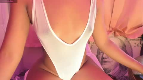 Snapshot of laylacarteer chatting on 07/17/26, 12:06 LAYLA online show from 07/17/26, 12:06