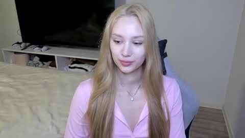 LaylaPretty001 online show from 03/31/26, 04:24