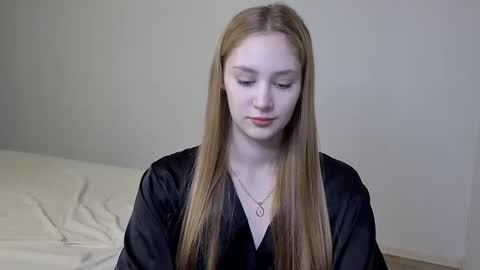 Laylla001 online show from 01/02/25, 05:57