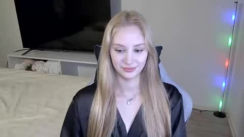 Laylla001 online show from 02/23/26, 06:55