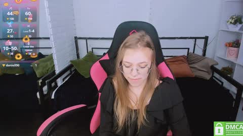 layriantavee online show from 01/21/25, 09:57