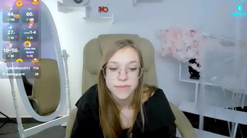 layriantavee online show from 02/03/25, 10:03