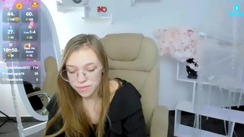 layriantavee online show from 02/03/25, 01:08