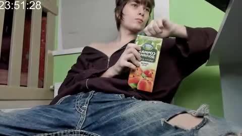 Alex online show from 02/02/26, 04:55