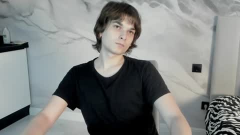 Snapshot of lazydarkknight chatting on 06/11/26, 02:53 Alex online show from 06/11/26, 02:53